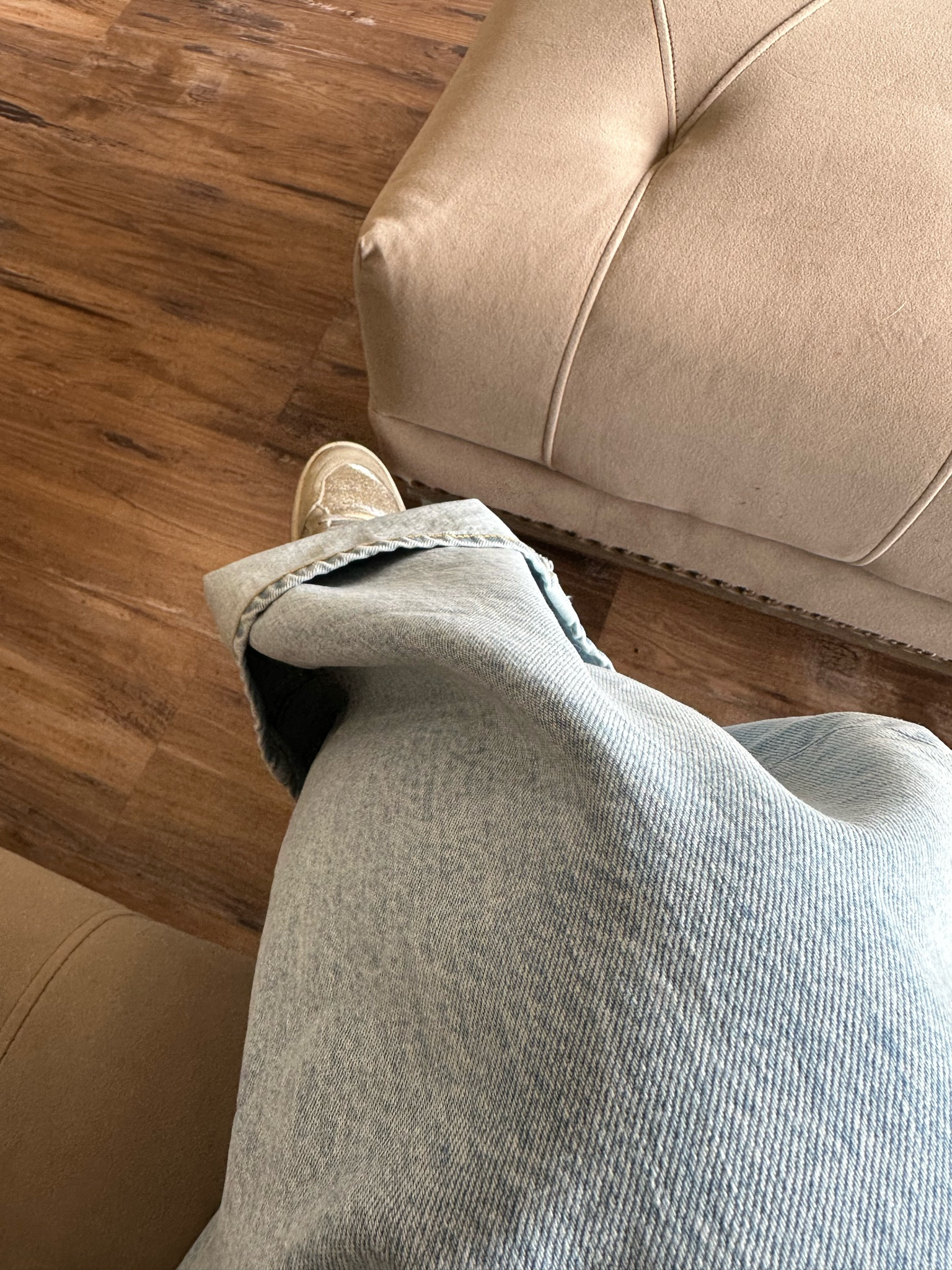 Self-care isn’t just about how you look — it’s about how you feel. Taking time to slow down, recharge, and invest in yourself can completely transform your confidence and energy. Whether it’s refreshing your wardrobe, booking that long-overdue appointment, or simply creating space to breathe, you deserve to feel your best inside and out. Ready to step into a more confident version of yourself? Let’s create a look — and a lifestyle — that makes you feel amazing.