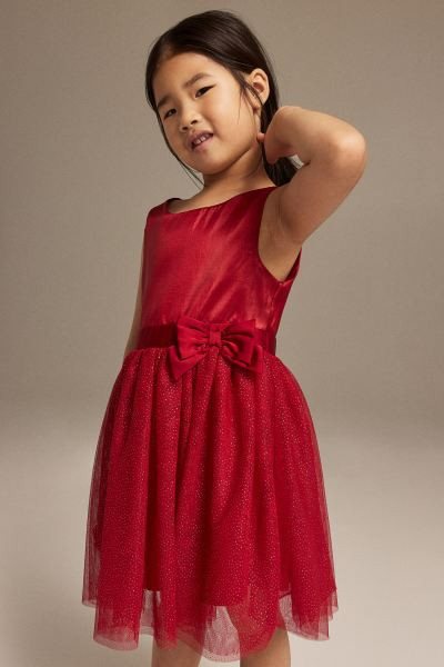Tulle-skirt dress | H&M (UK, MY, IN, SG, PH, TW, HK)