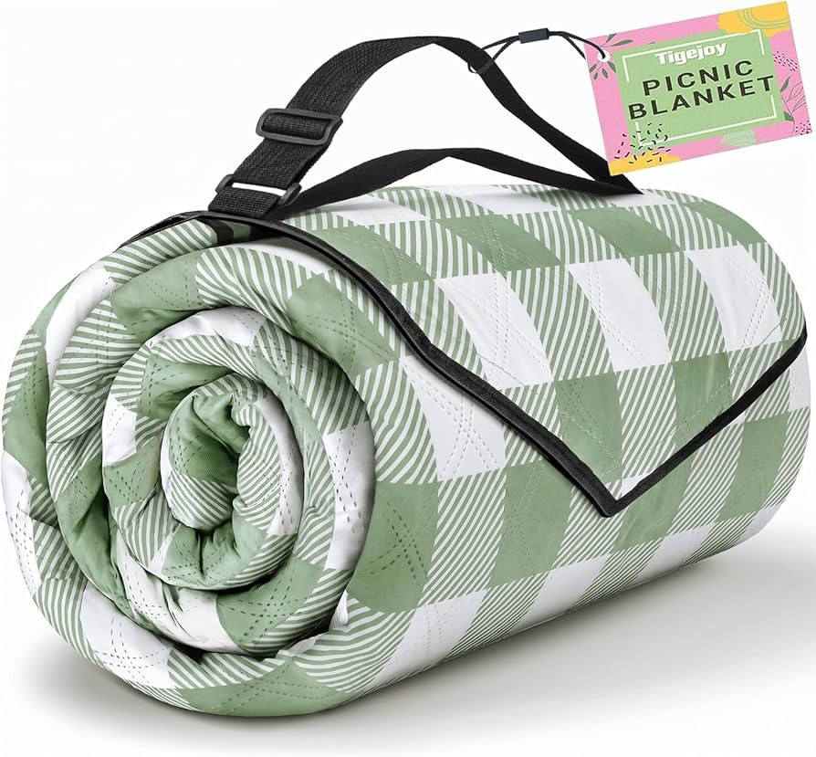 TigeJoy Extra Large Picnic Blanket Waterproof Beach Blanket 80''x80'' | Amazon (US)