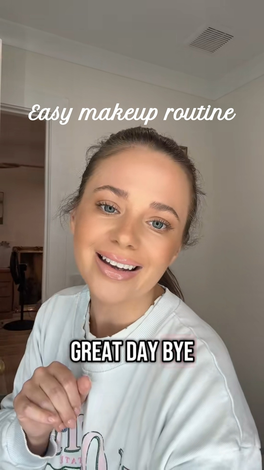 5 minute makeup that’s not only quick but also easy! Shades listed below:
Lumi- medium
Foundation - 33, medium neutral
Dibs - 2.5
Bronzer - caramel cappuccino
Pressed powder -
Gloss - crème brûlée 
Liner - quick crush 
Mascara - brown/black 
Brows - medium 

#LTKSaleAlert #LTKFindsUnder50 #LTKBeauty