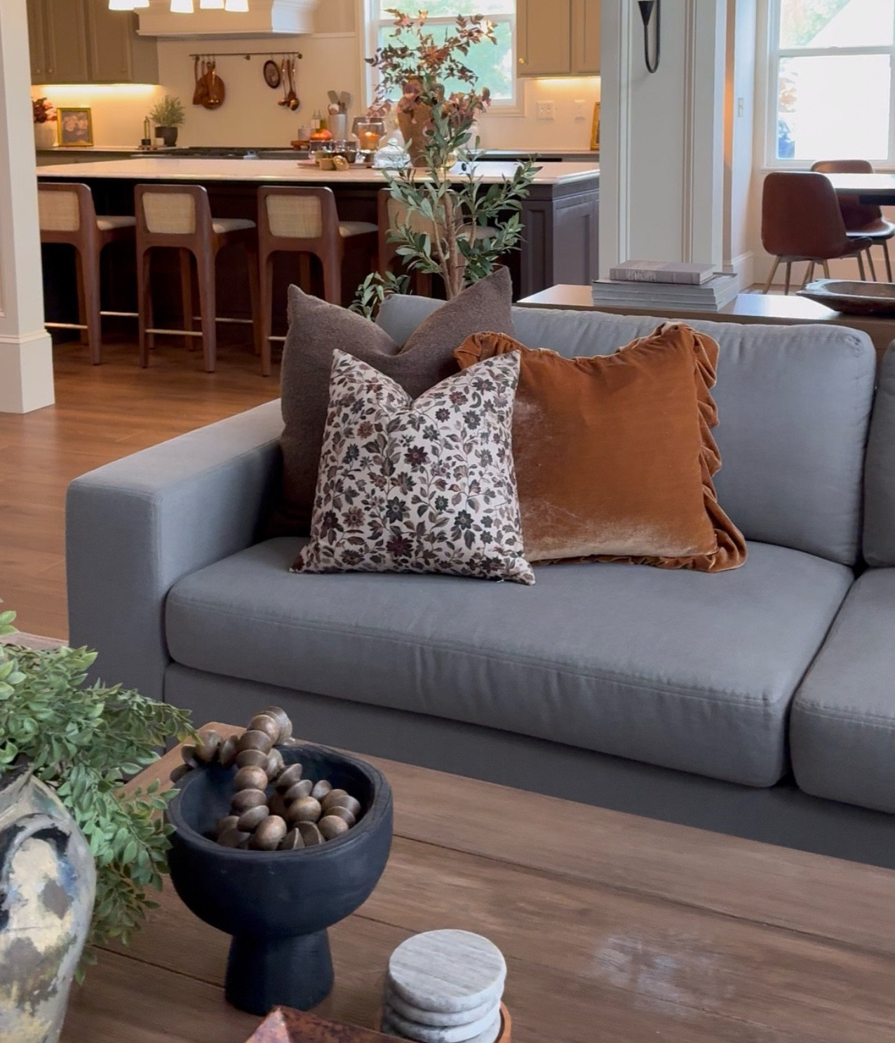 Still absolutely in love with our furniture in here!! 



#LTKHome