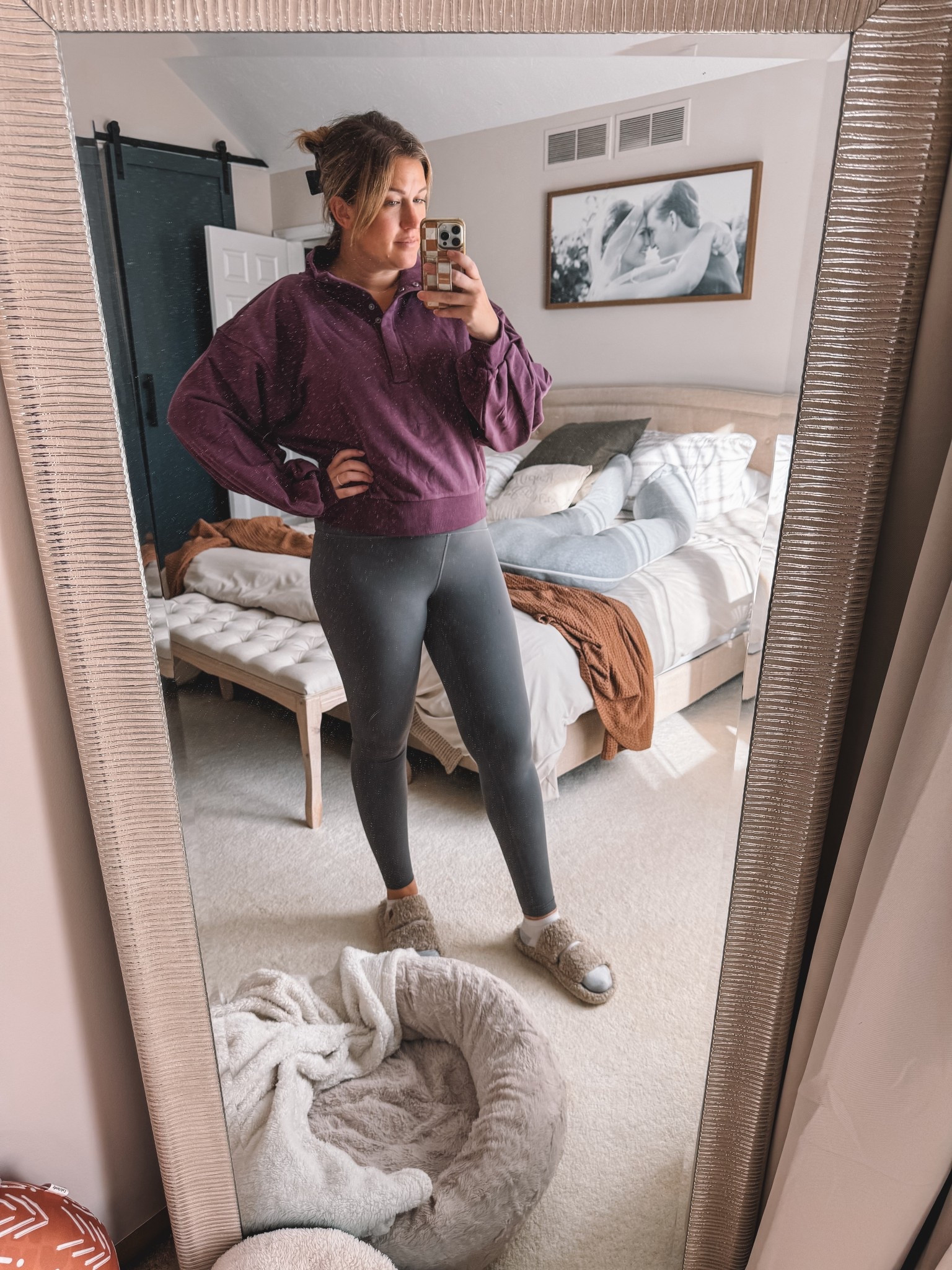 Calling all sweater girlies - this is my new go to💜

Also this would look so cute with a bump! I sized up to a large!

#LTKSeasonal #LTKBump #LTKFindsUnder50