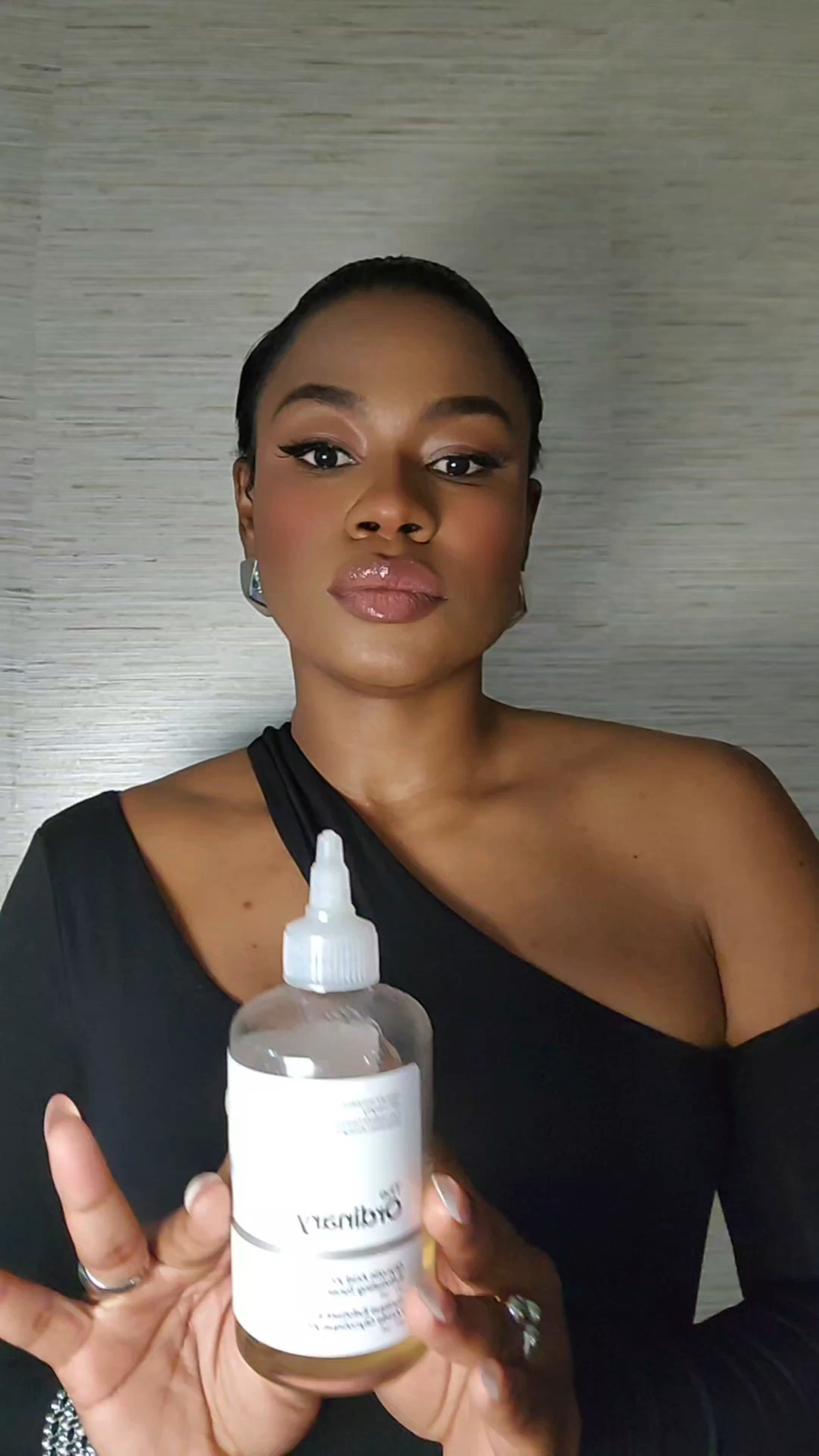 I am very satisfied with this acid. My hands are very burned due to the excessive use of whitening creams. I have been using this acid for a month and it has done miracles for my hands.

#LTKBeauty #LTKSeasonal #LTKStyleTip