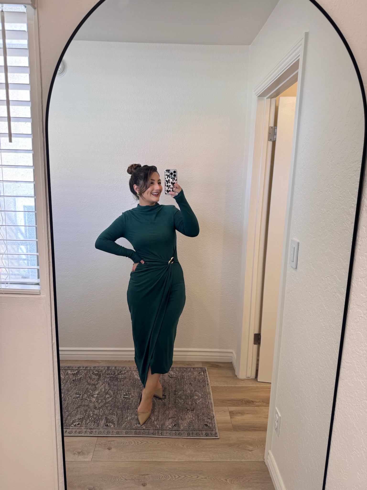 Petite friendly wedding guest dress! One of the most flattering dresses!! 

Green wrap dress size small

 (5'0" 140lbs)


#LTKPetite #LTKWedding #LTKHoliday