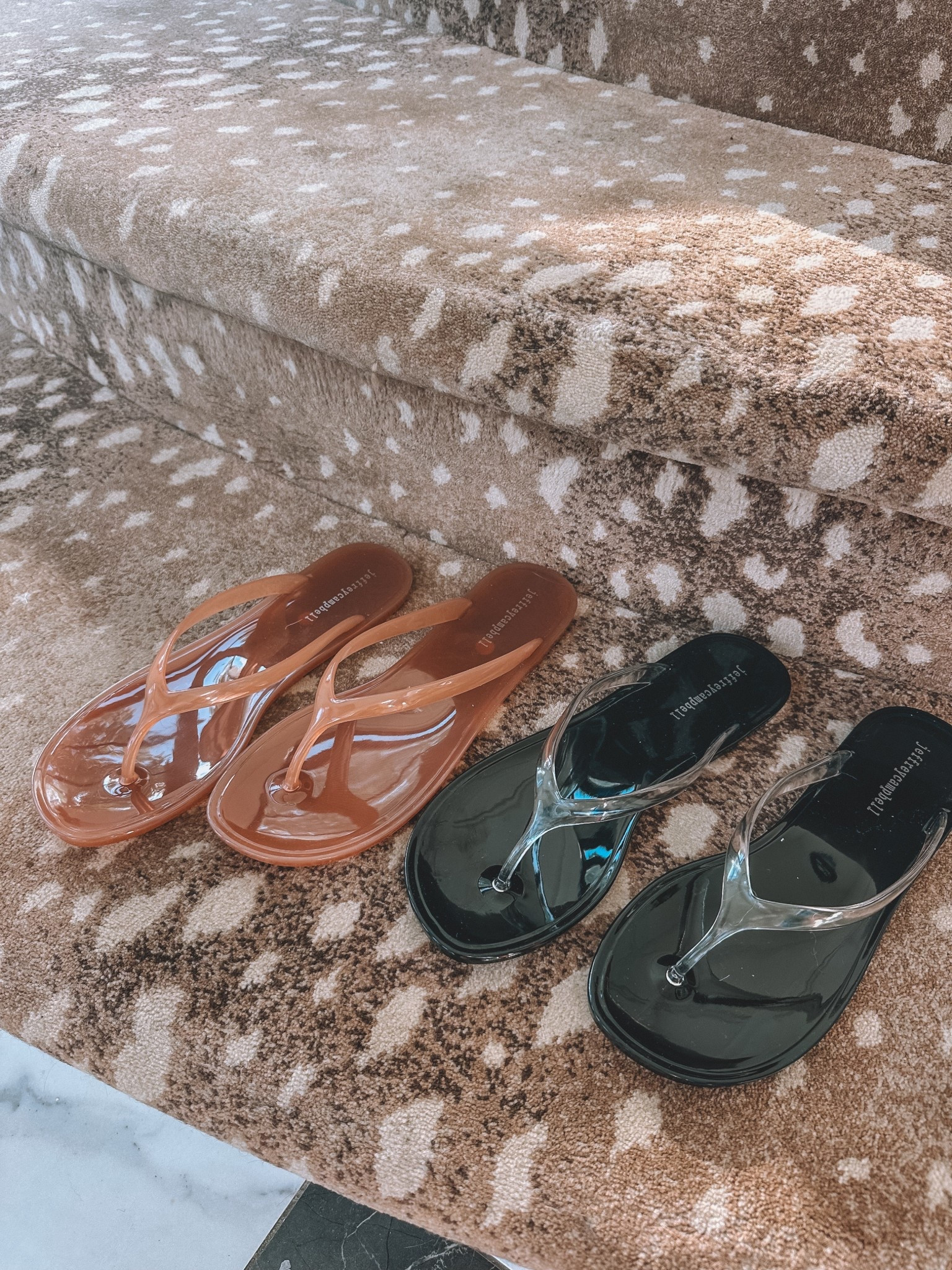 The less than $40.00 sandals I’m obsessed with. 😍 (size up 1/2 a size) 