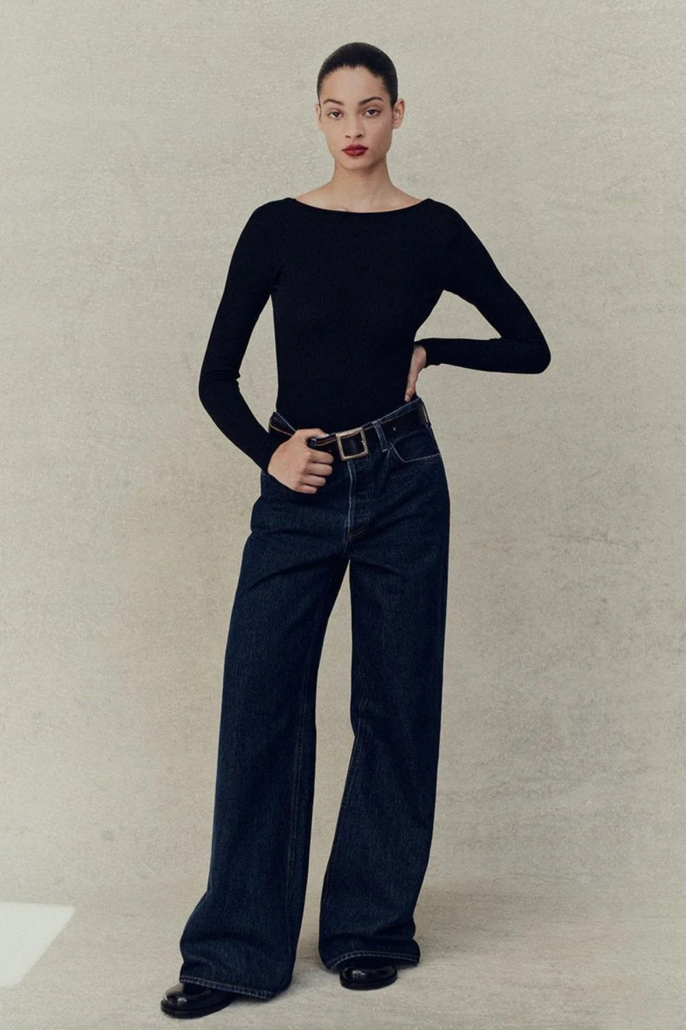 Dame Jeans Pendulum | Curio