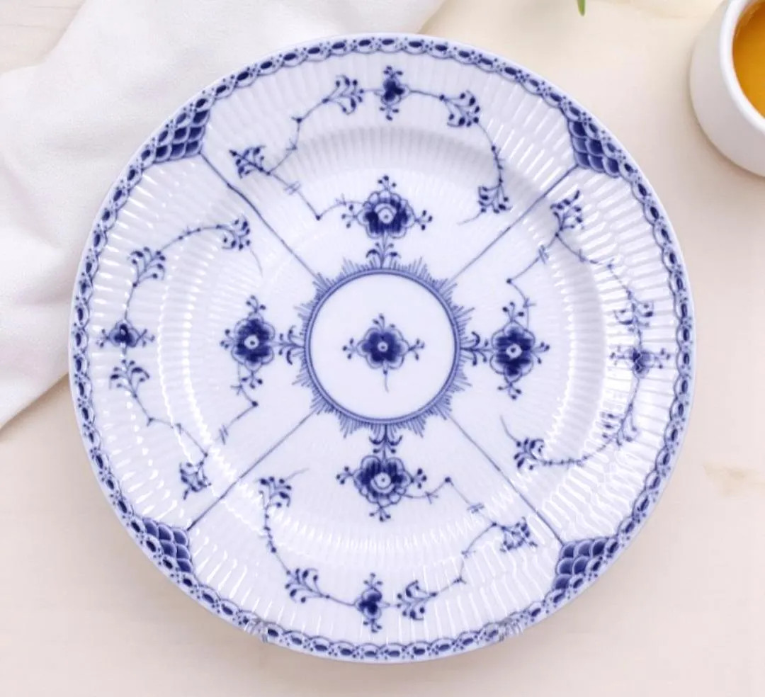Royal Copenhagen Dinner Plate, Blue Fluted Half Lace #571, 25 Cm, Vintage Danish Porcelain - Etsy | Etsy (US)