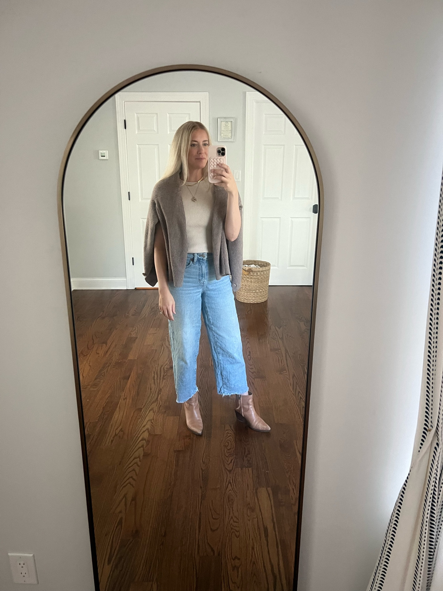 Pumpkin patch outfit 🤎🍂 featuring the sweater I’m living in 