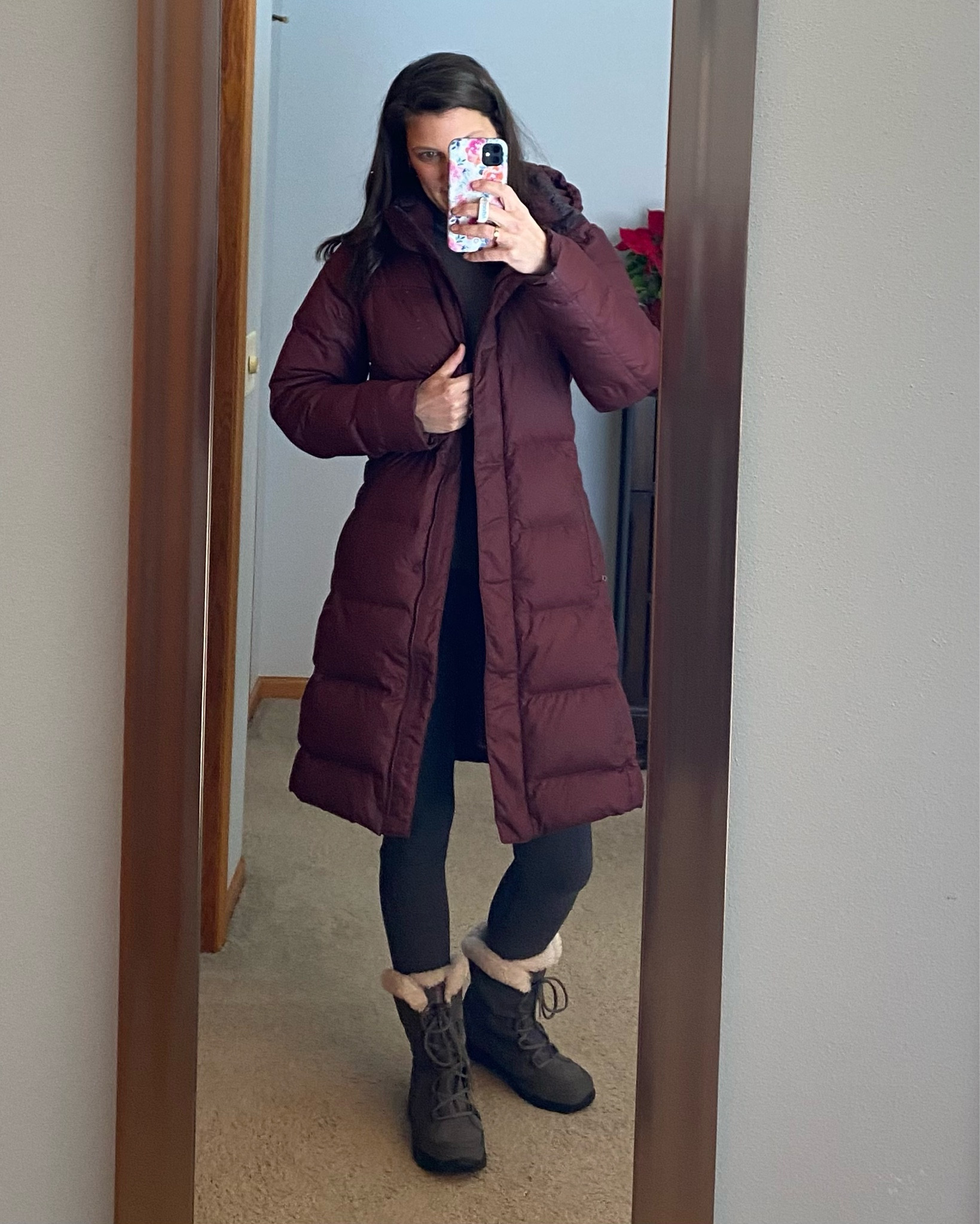 Super warm Patagonia Coat regular size S
Winter boots regular size - did not size up as I usually do with boots 
Leggings regular size S
Long sleeve turtleneck T-shirt regular size S