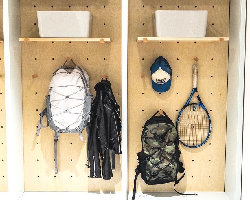 Adjustable pins and lots of bins for this mudroom series 🙌🏼
•
•
•
#shaiorganized #professionalorganizer #konmariconsultant #konmarimethod #atx #mudroomorganization

#LTKActive #LTKSeasonal #LTKHome