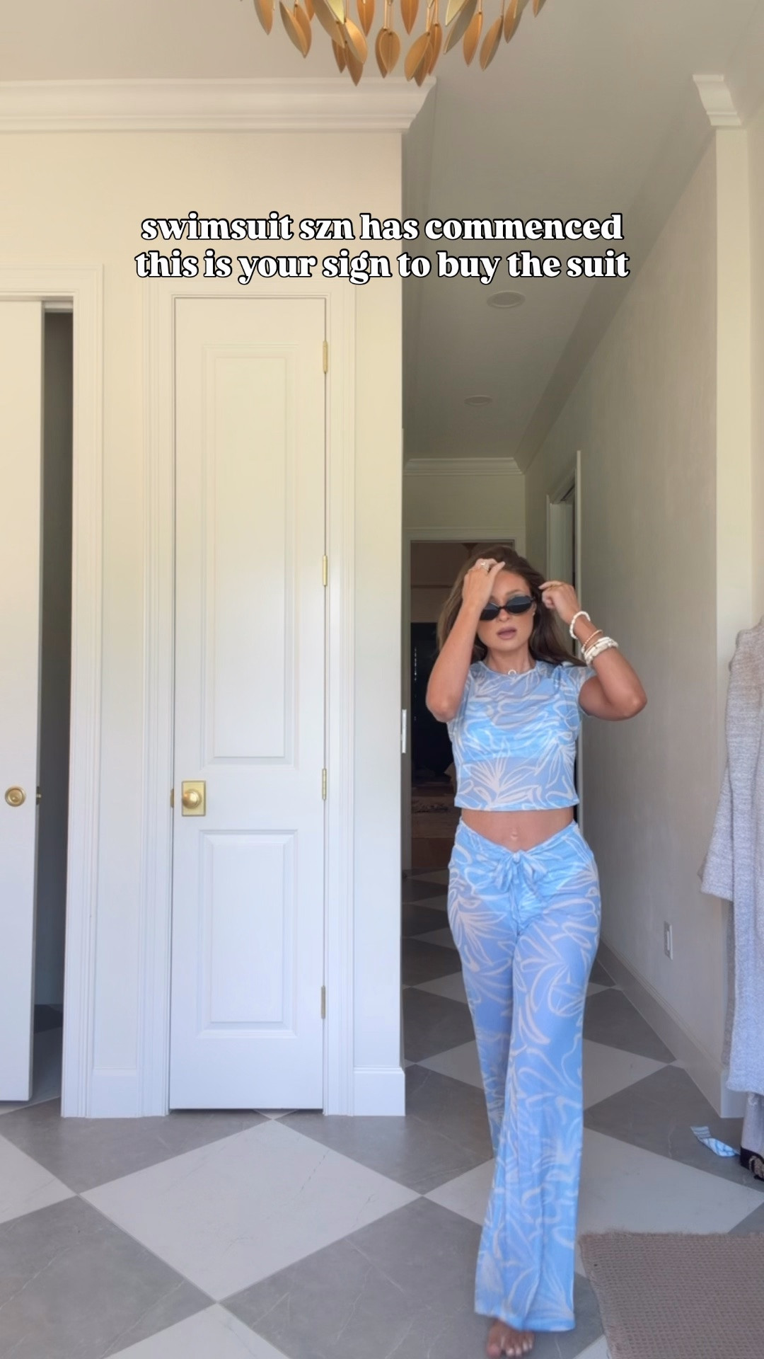 Comment SWIM and I will send you all the links! Cutest @cupshe haul to kick off Summer!! Theres a little something for everyones style in here plus you can use KRISTIN15 for 15% off $70+! #Cupshe #Cupshepartner #CupshexJoJo