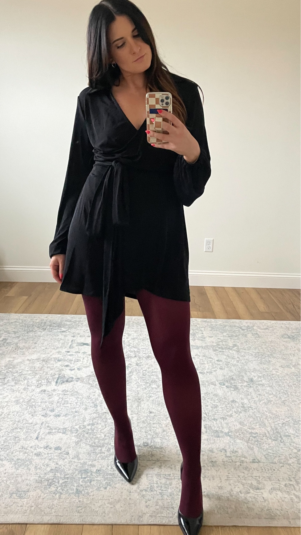 Medium and definitely way too big size down! 

#LTKHoliday #LTKSeasonal #LTKstyletip