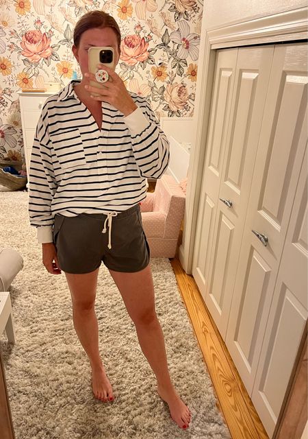 Love this outfit from Aerie I just got! It can be a set or you can mix and match the colors like I did. The sweatshirt is a lightweight terry, perfect for summer! It’s also nursing friendly bc it has functional buttons that go far down. It runs big, I got a small and it’s oversized still! The bottoms are a nice terry sweatshirt material too and run TTS, I am in a medium.