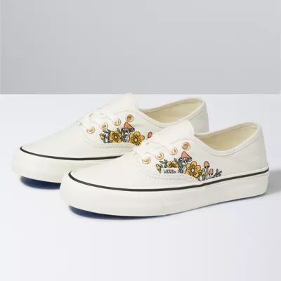 Trippy Floral Authentic SF | Shop Womens Shoes At Vans | Vans (US)