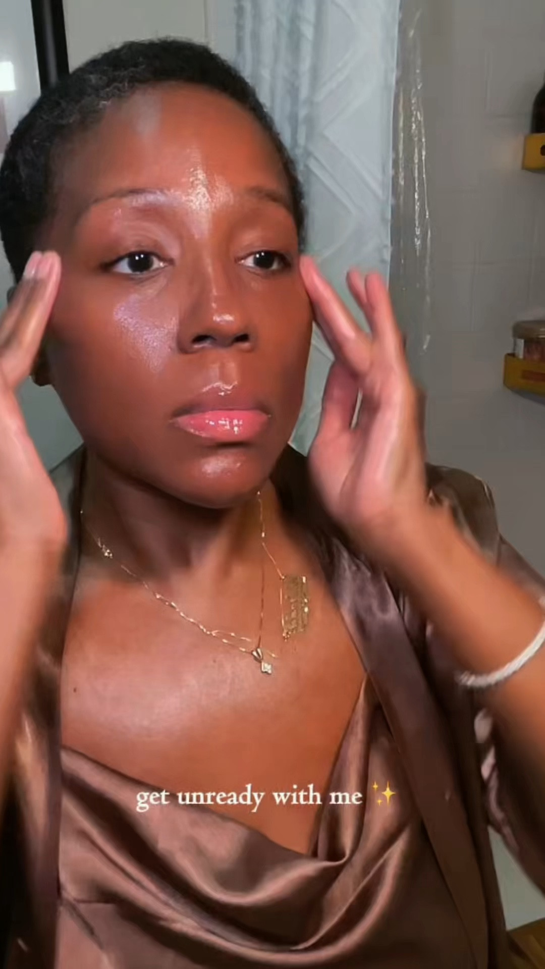 Perimenopause skin routine 

#LTKBeauty #LTKOver40 #LTKgrwm