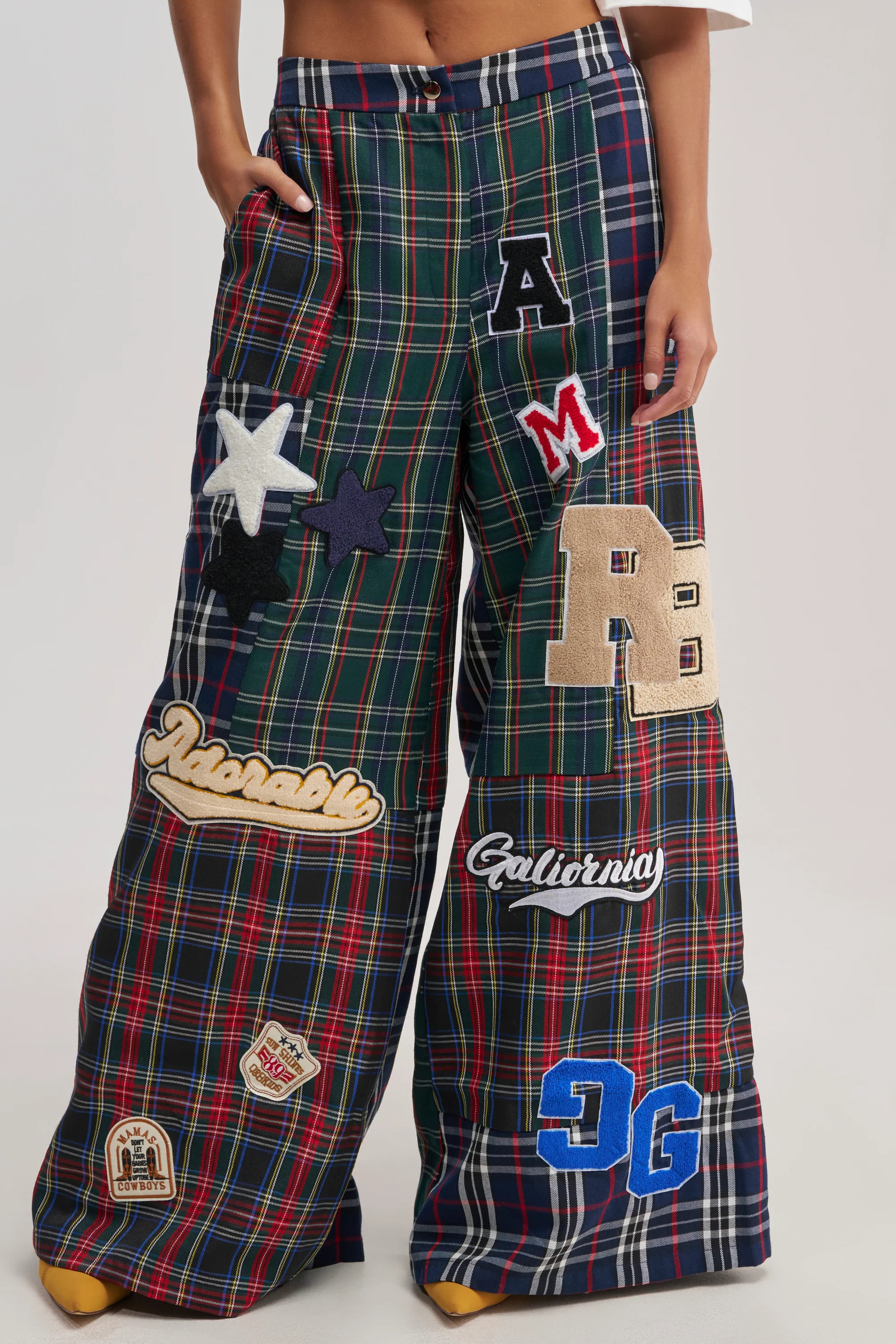 Plaid Wide-Leg Trousers, High Rise Baggy Fit | AKIRA | AKIRA