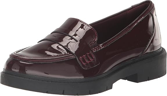 Clarks Women's Westlynn Ayla Loafer | Amazon (US)