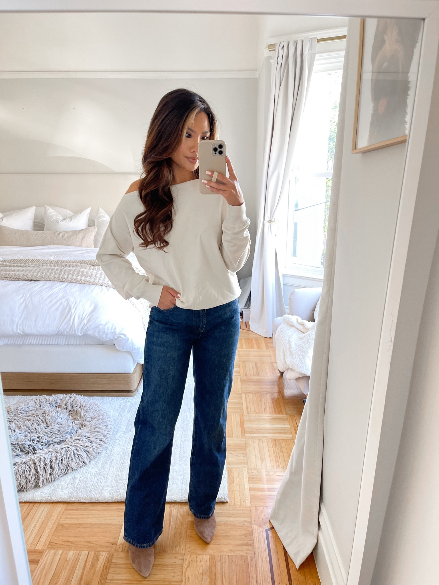 #aritziapartner fall looks with @aritzia 🍂 my favorite season to style and I love how easy it is to mix and match these classic pieces / which look is your favorite?
