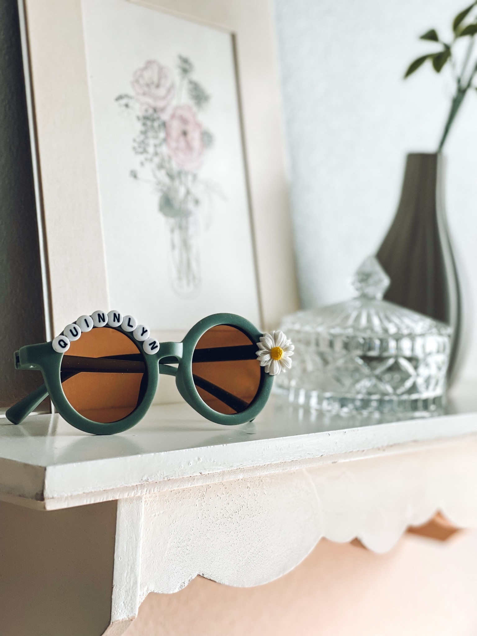 Quinn’s sweet little shades 💕

Kids, toddlers, kids sunglasses, toddler sunglasses, Easter, kids Easter, toddler Easter, toddler girl Easter, Easter 2025, esty

#LTKBaby #LTKKids #LTKGiftGuide