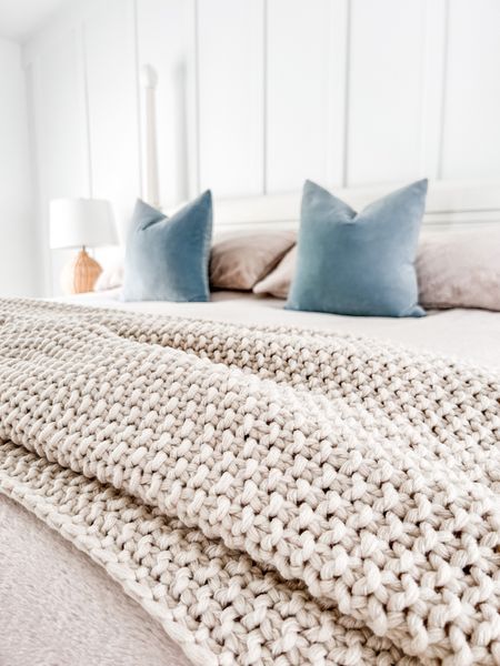 My chunky knit bed blanket is on sale at Target! 

Chunky throw, neutral throw blanket. Bedding, cozy bed blanket, end of the bed blanket, chunky throw blanket, woven lamp, rattan lamp, wicker lamp. Coastal decor. Bedroom decor, nightstand lamp, table lamp. Neutral decor.
#target

#LTKstyletip #LTKsalealert #LTKFind