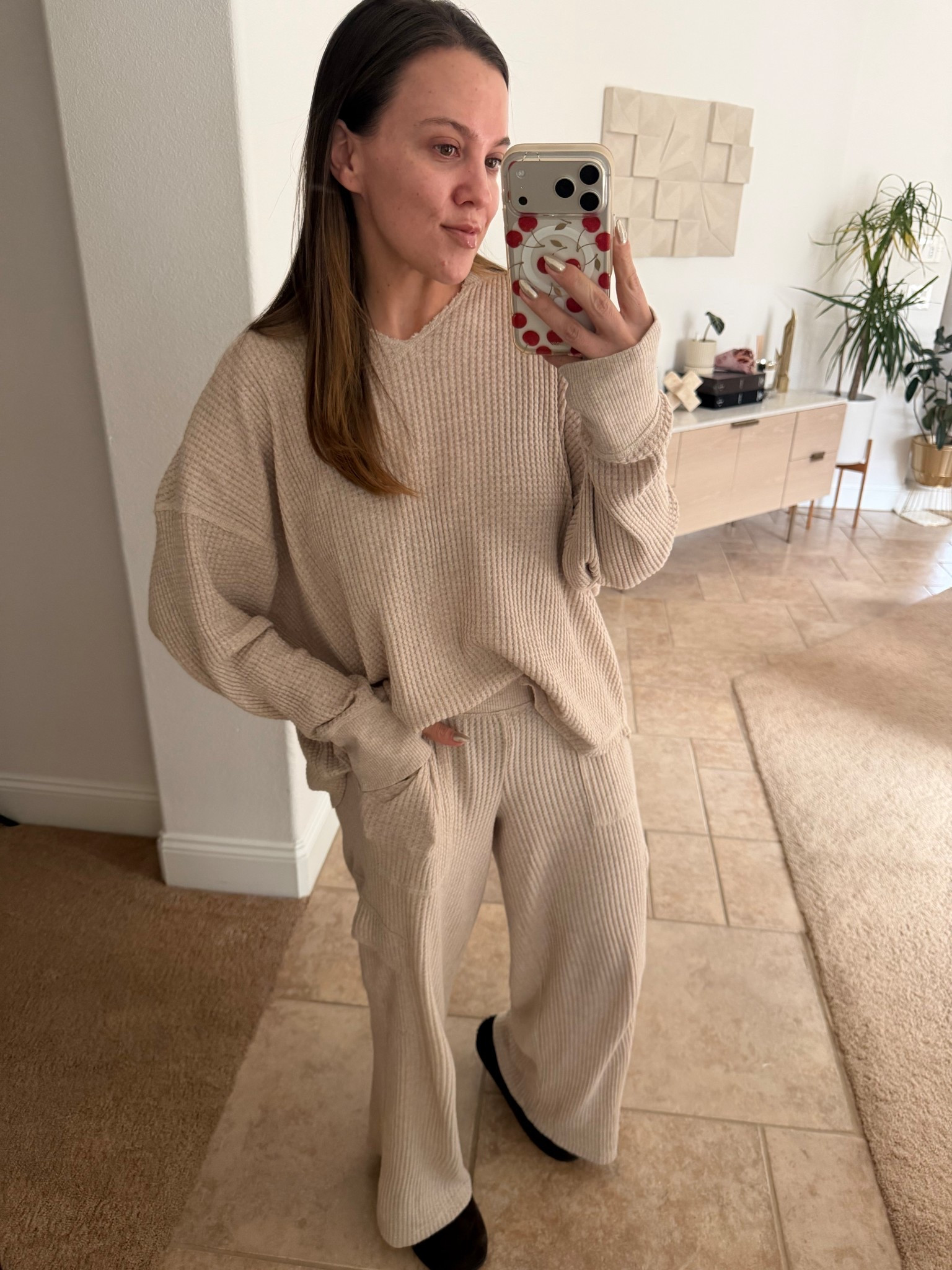 coziest lounge set! I got large in the top and medium in bottoms