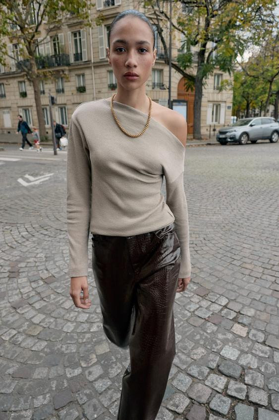 ASYMMETRIC SOFT TOP | Zara US