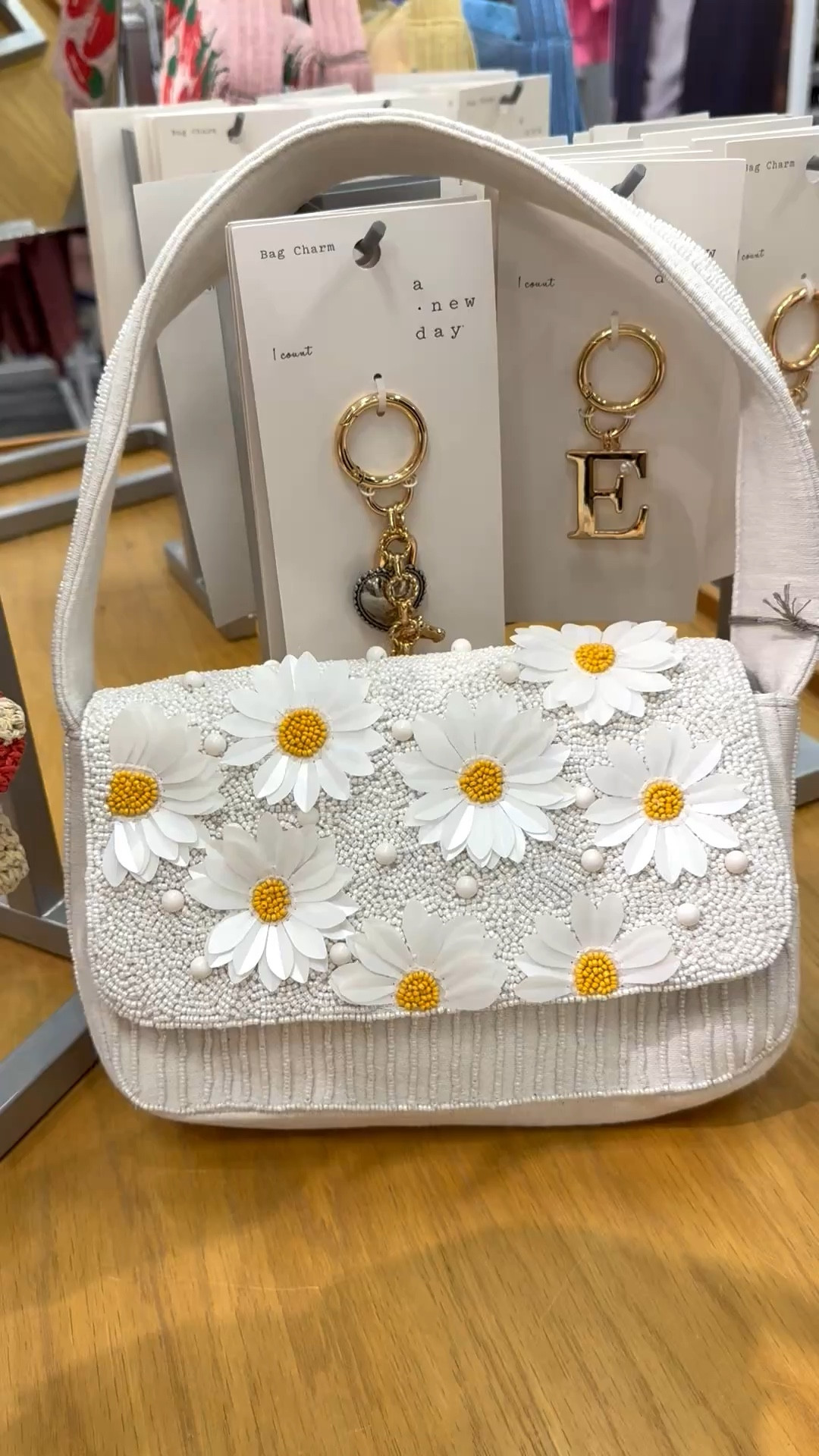 This beaded daisy shoulder strap purse says hello spring-summer! ☀️

I’m loving all of the beaded shoulder bags right now...they’re such a fun style + shape, and the playful designs are perfect for warmer-weather outfits! 👜

#beadedpurse #beadedbag #shoulderpurse #daisypurse #beadedshoulderbag #purse #target #beadedflappurse #shoulderbag #purse #bag #beadedshoulderpurse

#LTKMidsize #LTKSeasonal #LTKPetite