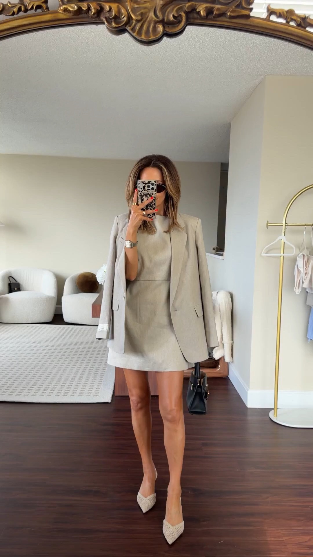 Aritzia’s Summer Sale has opened to everyone! 20-50% off Everything! Dress and blazer size 2, sizes down in dress if you want a more fitted look!

#LTKSaleAlert #LTKSeasonal #LTKWorkwear