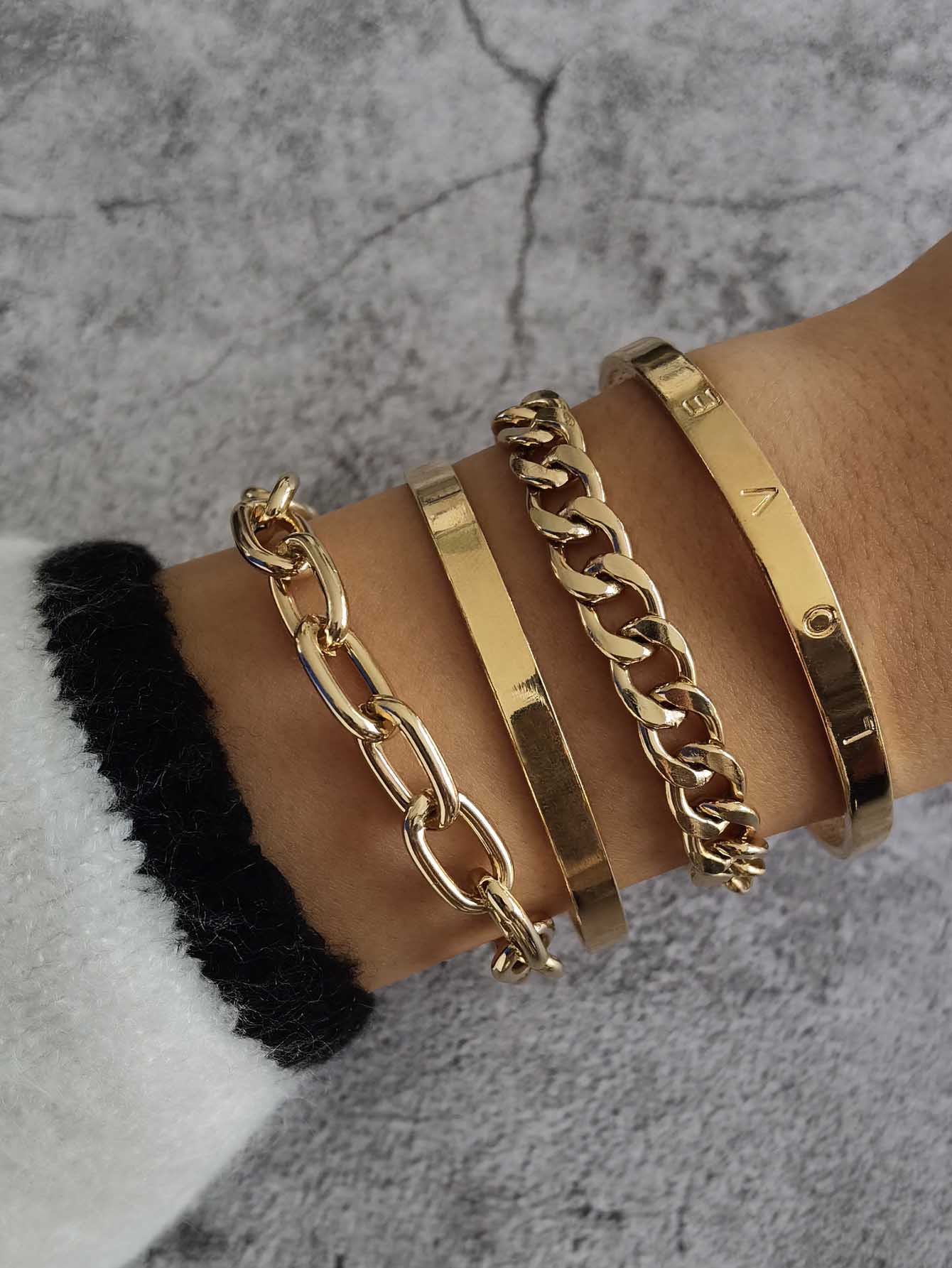 4pcs Letter Detail Bracelet | SHEIN