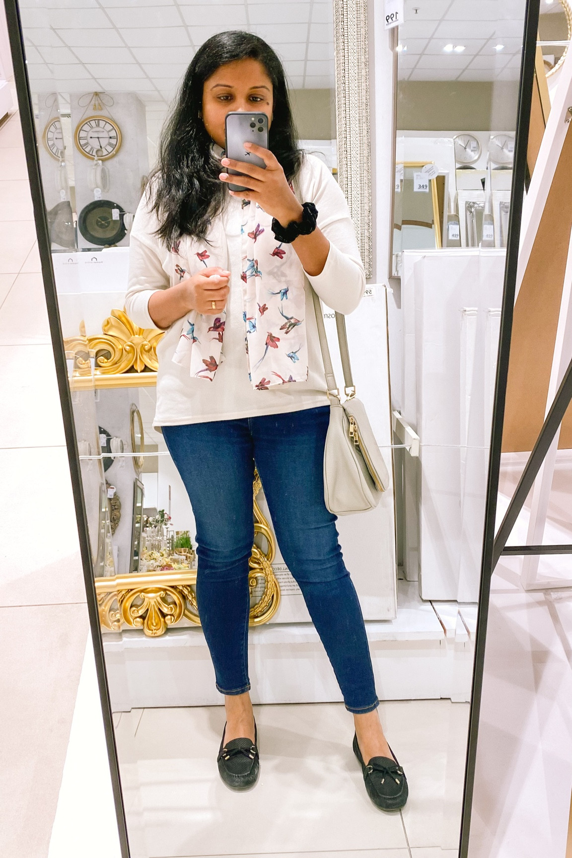 White sweater outfit 

#LTKstyletip #LTKSeasonal #LTKCyberweek