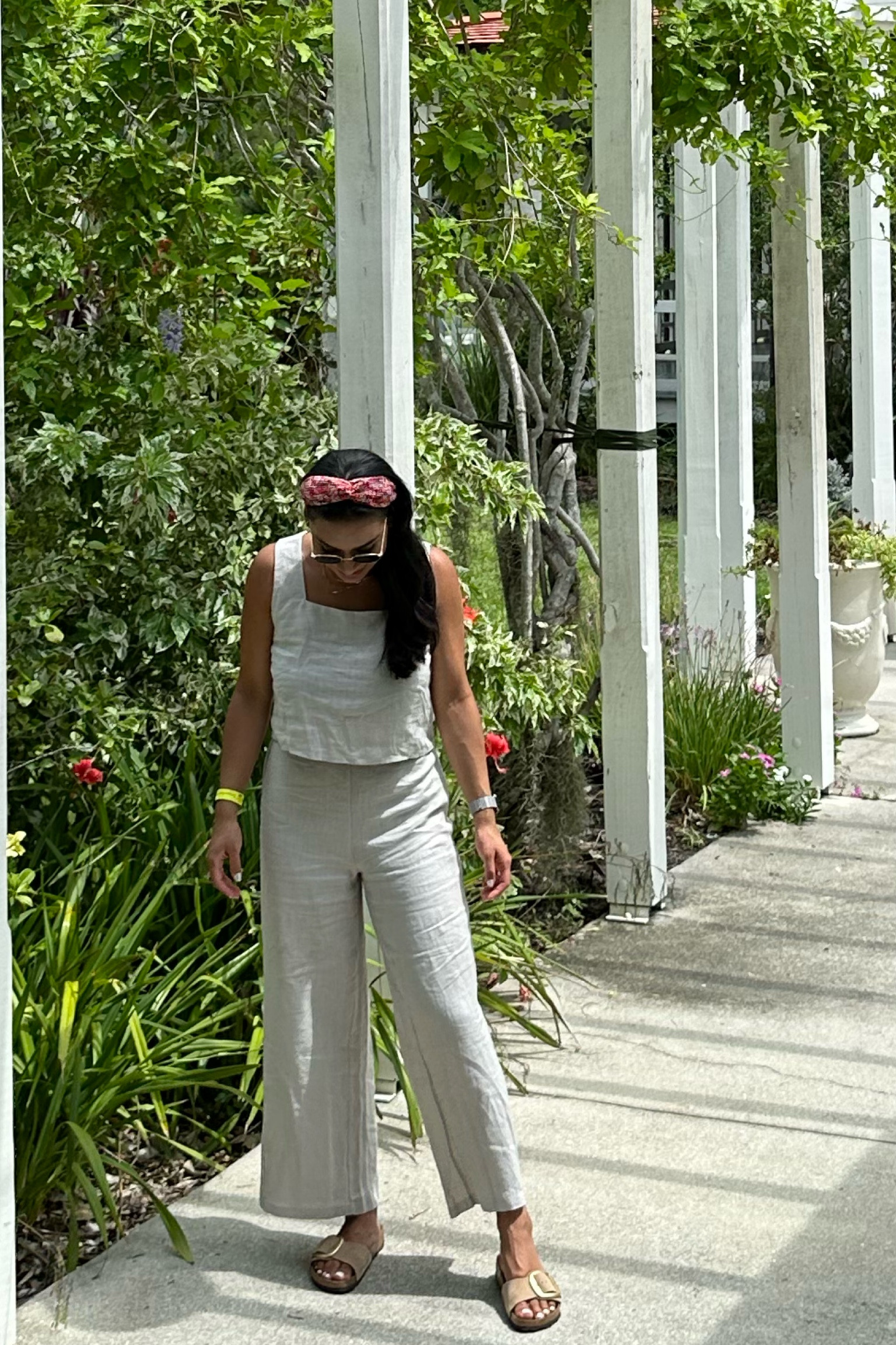 IN MY SHOPPING CART🛒
Spring & Summer Staples 
#AmericanEagle #Gap #BananaRepublic #DSW