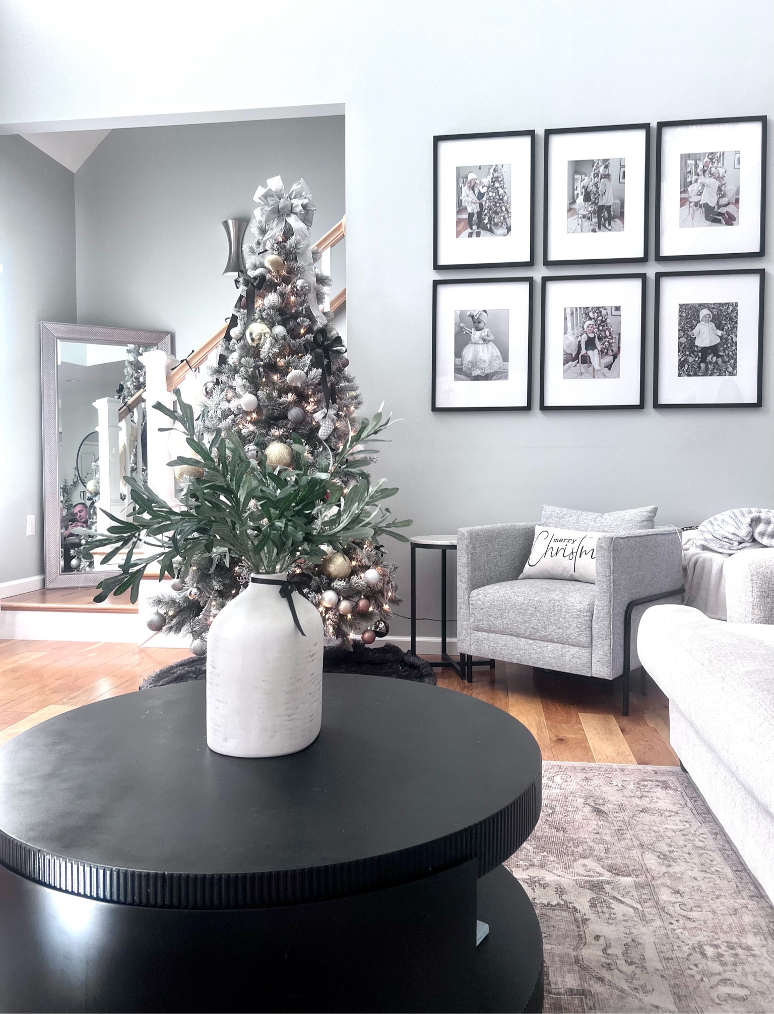 Christmas Home Decor. Neutral Home Decor

#LTKHoliday #LTKHome #LTKSeasonal