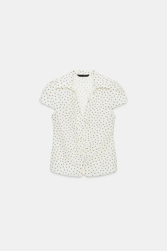 TAILLIERTE BLUSE MIT RAFFUNGEN | Zara US