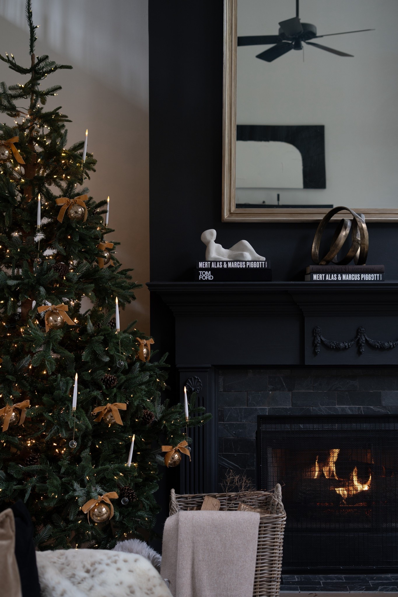 Am I the only one who didn’t know about these flameless Christmas tree candles? They’re gorgeous and add the perfect touch of light to the tree!

#LTKStyleTip #LTKHome #LTKHoliday