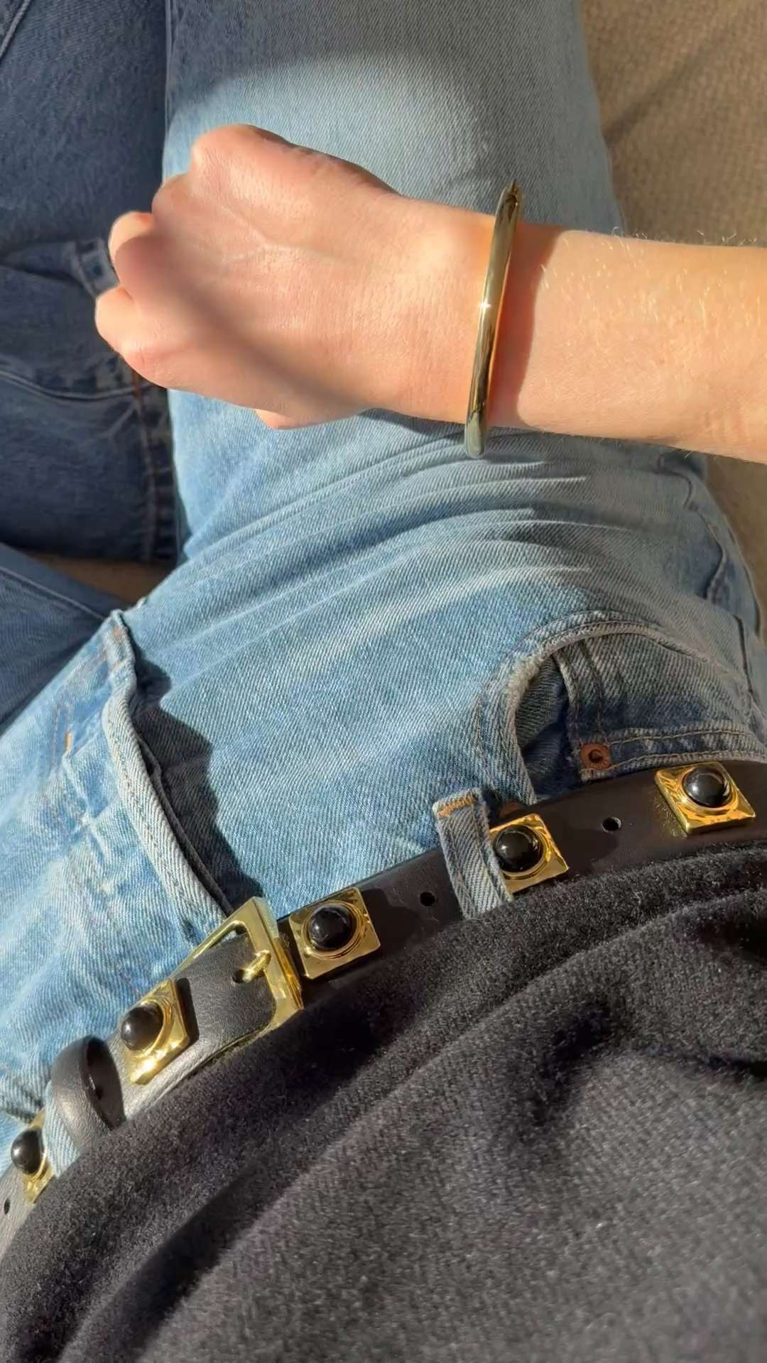 The most gorgeous accessories to instantly elevate my outfits. @jennybird bangle and @aureum leather and gold plated belt are incredible statement pieces to add to any simple outfit 

Jeans: 26 (sized up 1)
Sweater: Medium (sized up 1) 

 #LTKootd #LTKmomlife #LTKSeasonal