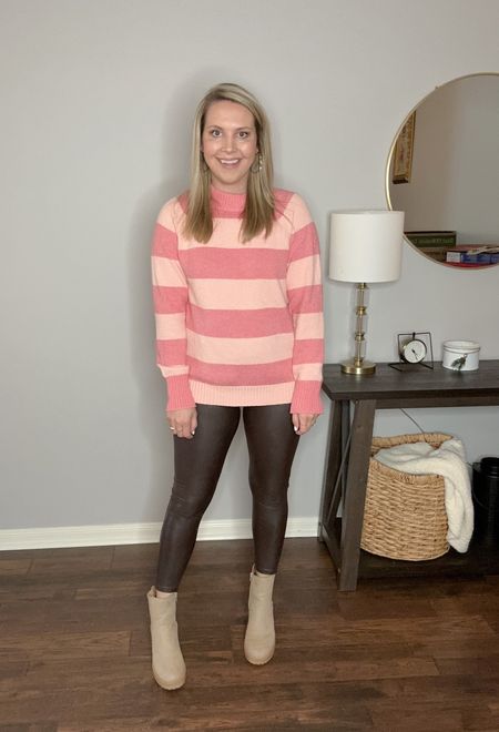 Size medium sweater and size small leggings 

#LTKFind #LTKworkwear #LTKSeasonal