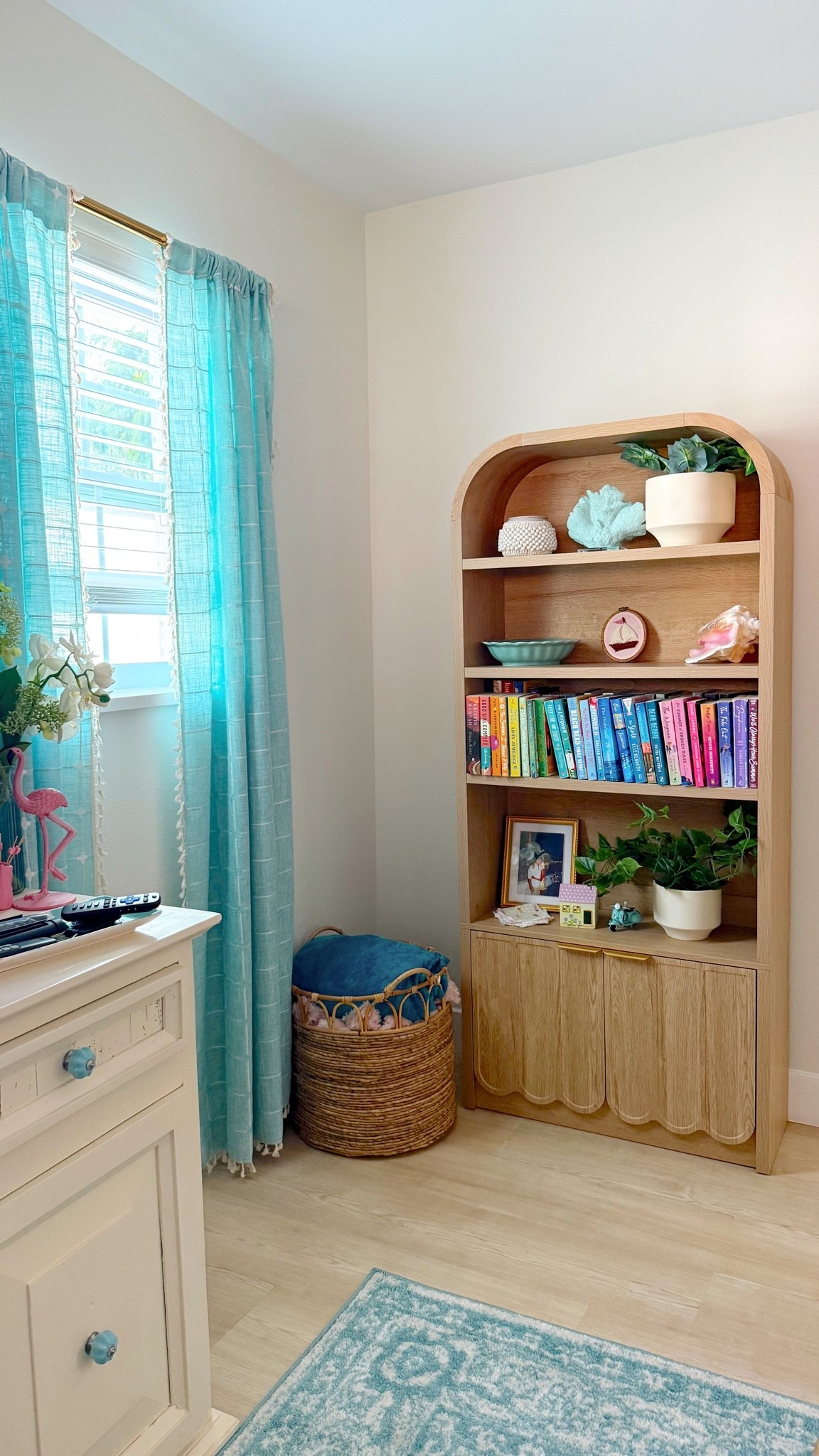 #ad snippets from our living room in our new home! bookshelf from @wayfair 🏡 #wayfairpartner #wayfair