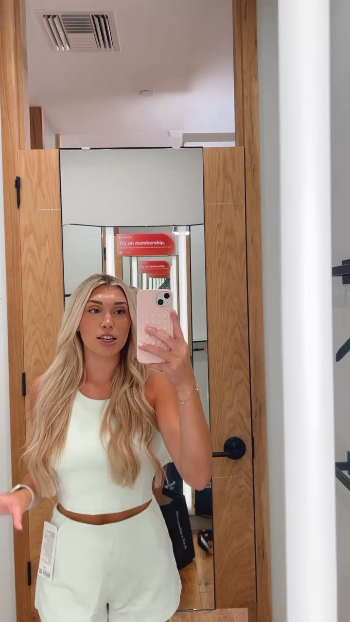 New set from Lululemon!!! Absolutely love this & it is so soft. Comes in multiple colors🤍

#LTKstyletip #LTKBacktoSchool #LTKFind