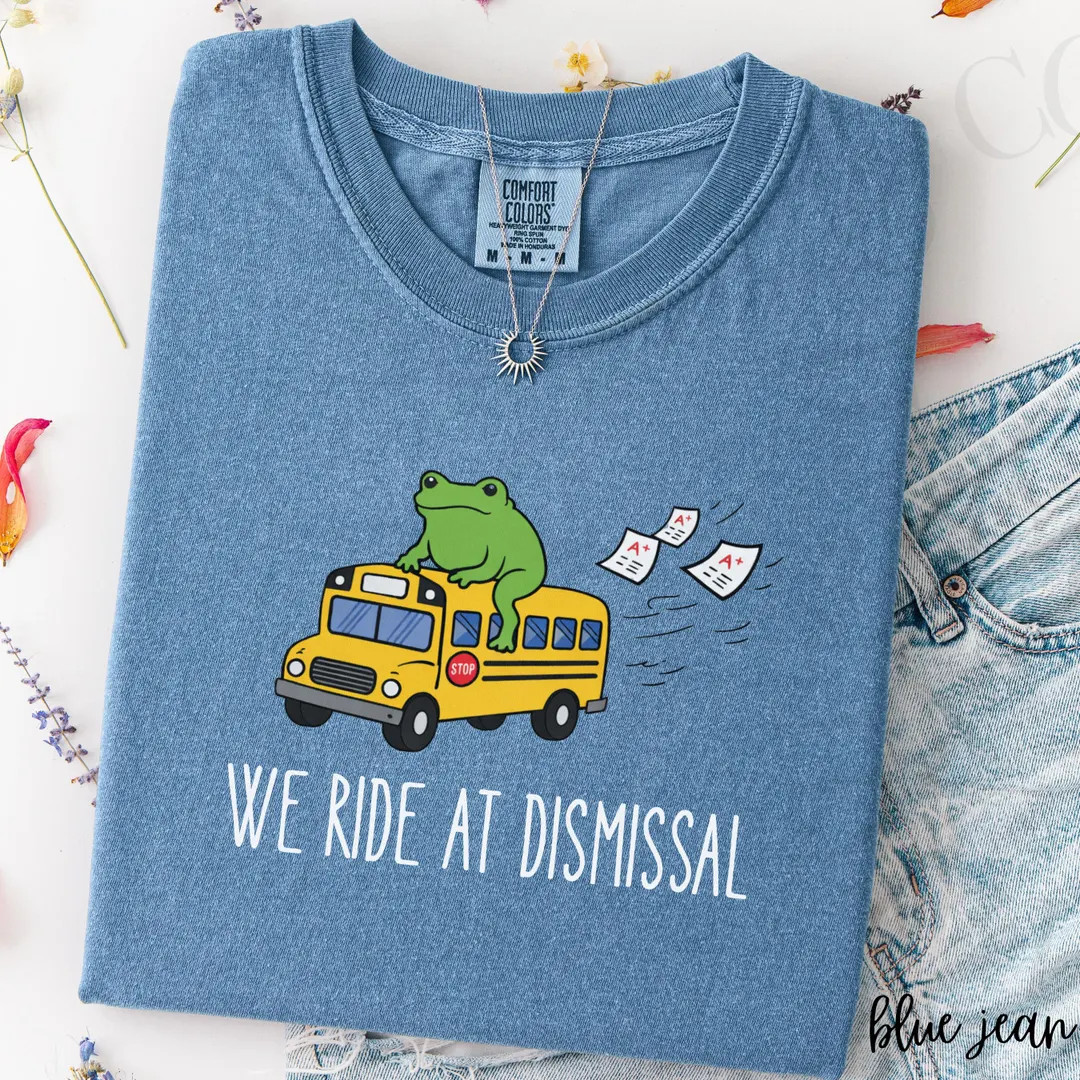 Funny Last Day of School Shirt for Teacher, Comfort Colors Frog Teacher T-shirt, End of Year Tee ... | Etsy (Global)