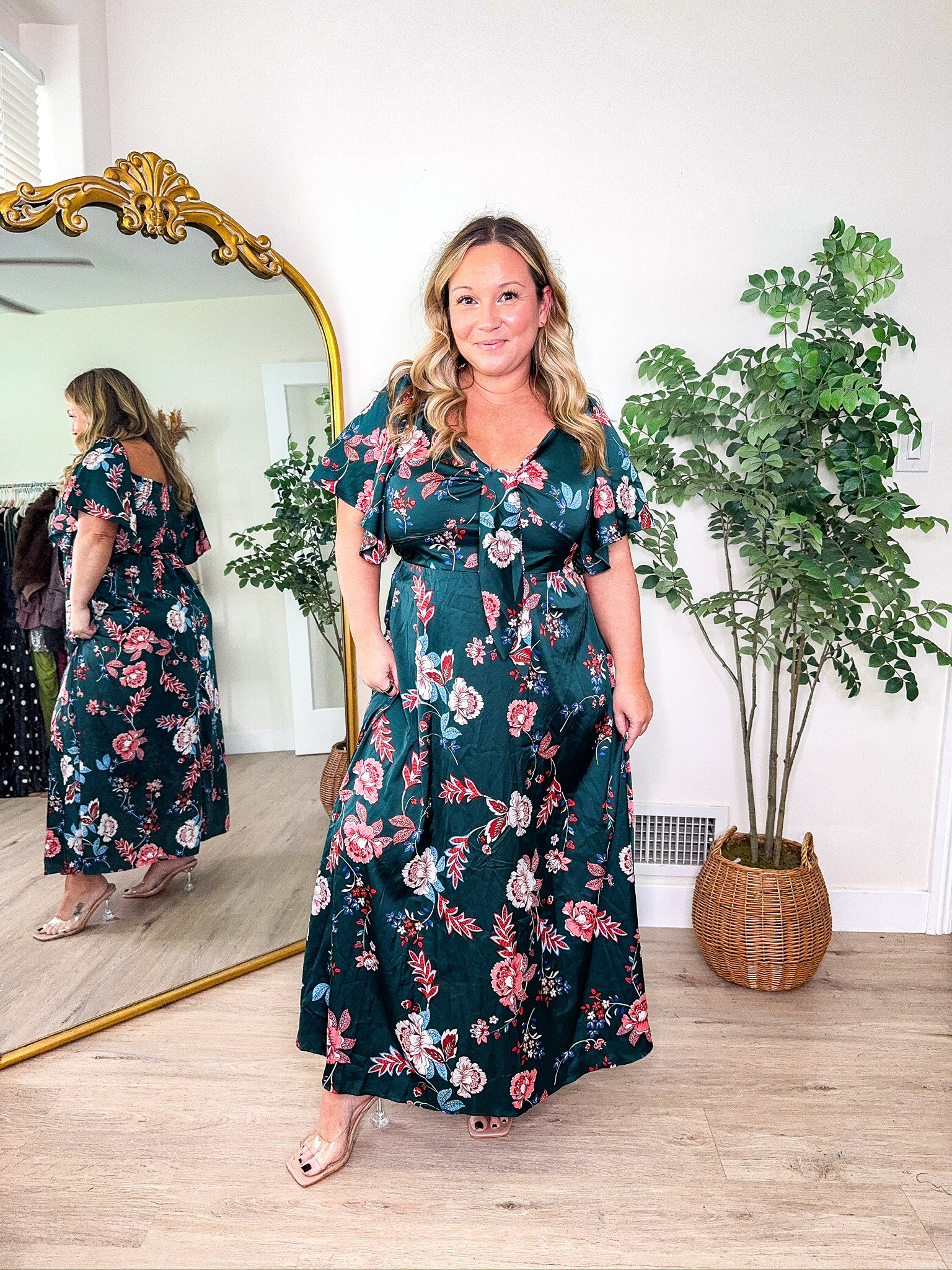 Wearing a size large!





OOTD, maxi dress, petite, mid size, floral dress, amazon fashion, green, affordable, shelli enright, stylenright 

 #LTKootd #LTKSeasonal