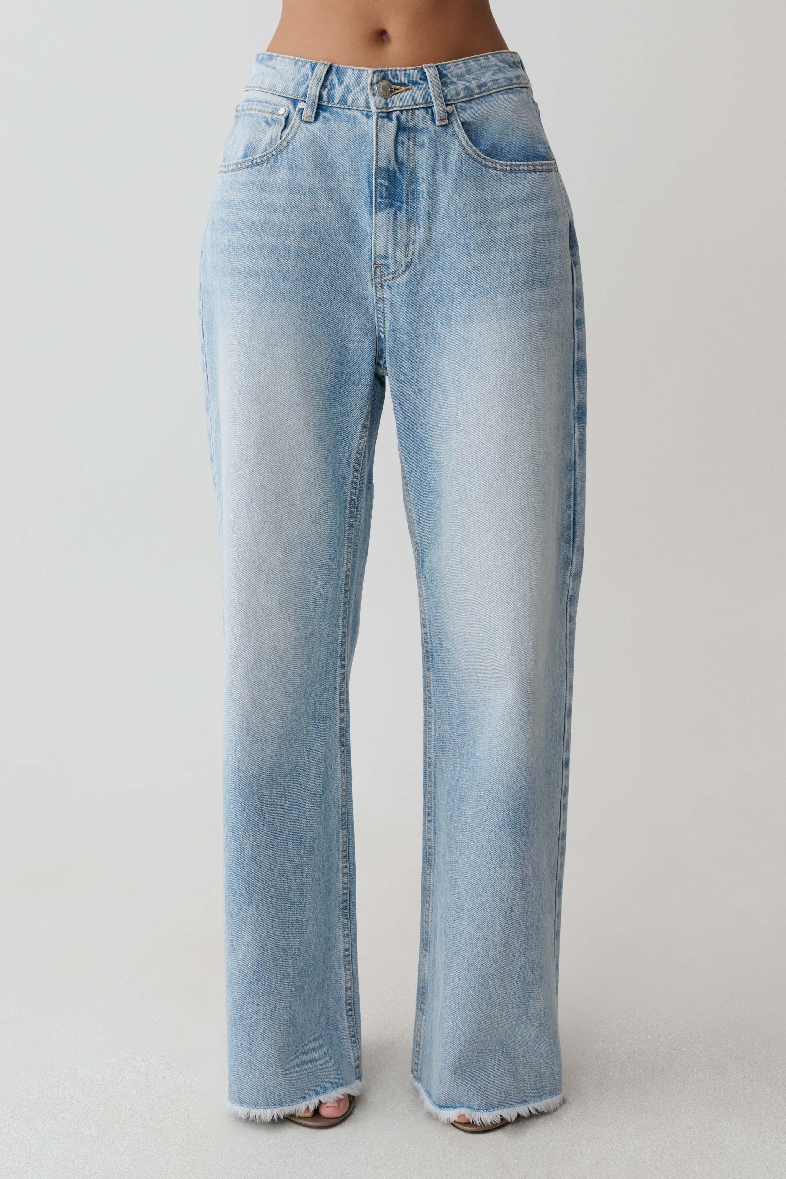 Sebastian Straight Leg Denim Jeans With Fray Hem - Washed Light Blue | Meshki (APAC)