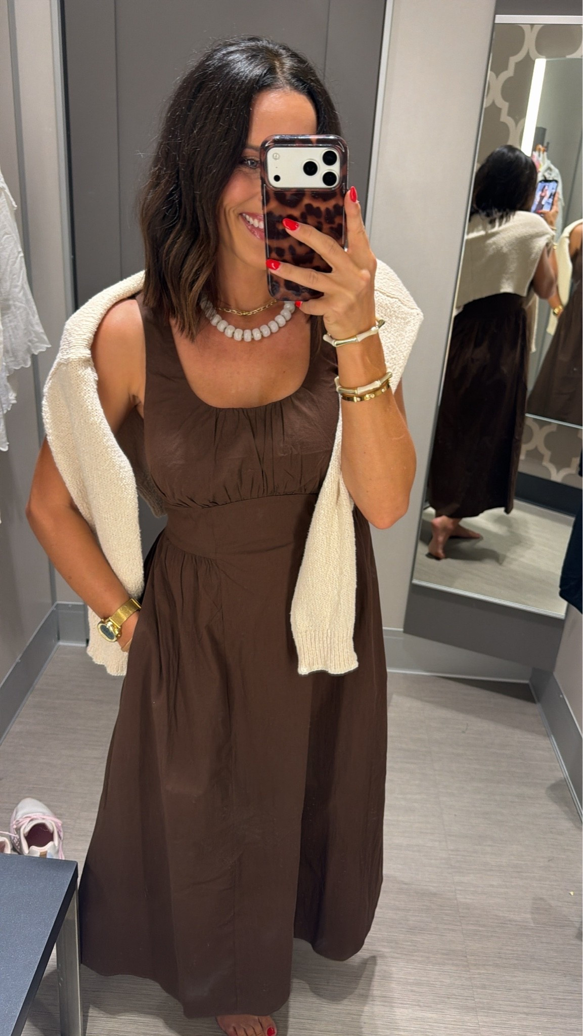 Chocolate brown is having such a moment, and this dress is even prettier in person. 🤎 It has the most flattering fit, pockets (yes please!), and is so easy to style into fall with a lightweight sweater draped over your shoulders.

Dress: Target
Size: XS 🤎

#TargetStyle #TargetFinds #TargetFashion #FallTransition #BrownDress #EverydayStyle #AffordableFashion #TargetOOTD #LTKStyle #DateNightOutfit