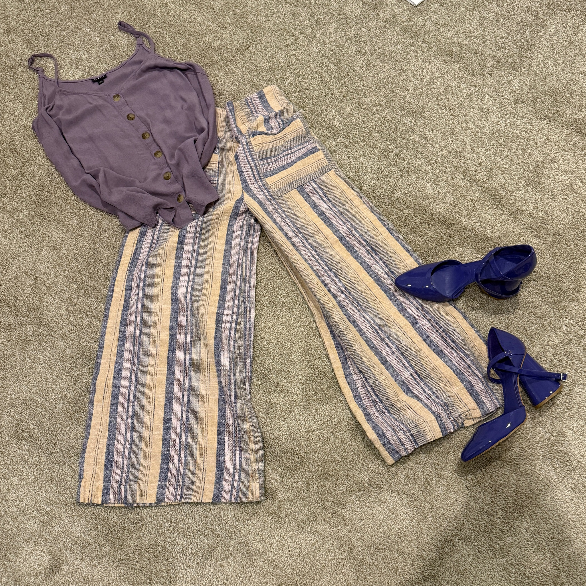 #limen #linenpants #purple #purpleheels #lavendertop #summer #linenoutfit #widelegpants #stripedpants