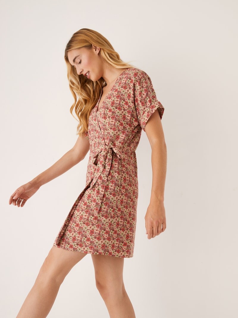 The Summer Garden Wrap Dress in Dark Pink | Frank + Oak