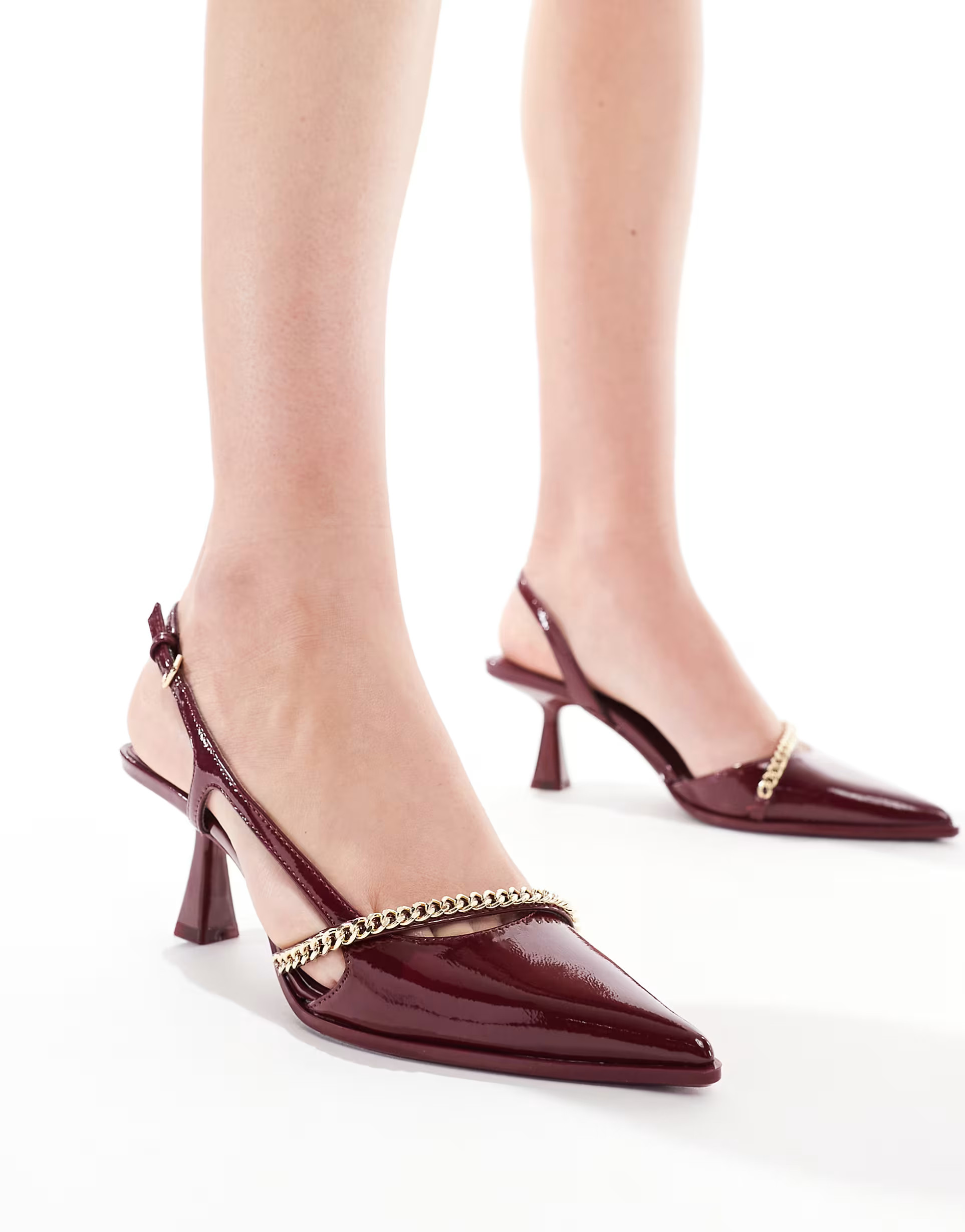 Bershka pointed chain detail heeled court shoes in burgundy | ASOS (Global)