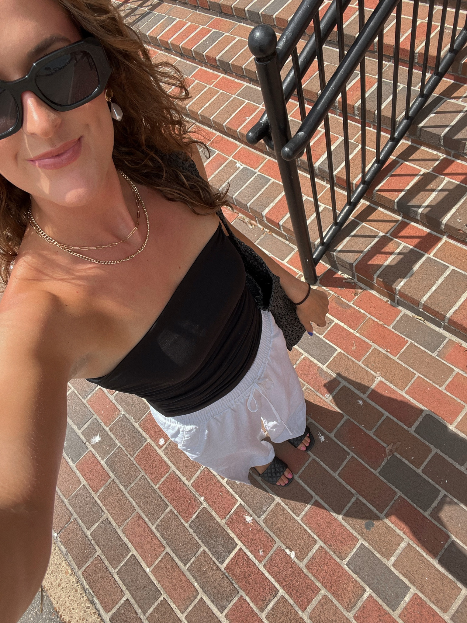 Beach shopping outfit 

Beach outfit
Resort wear
Resort outfit 
Vacation outfit #LTKunder50

#LTKtravel