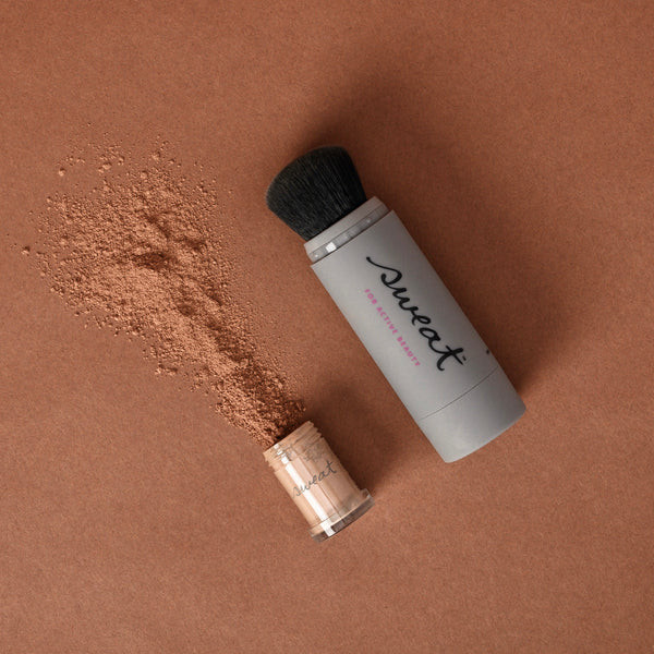 Foundation Twist-Brush SPF 30 | Sweat Cosmetics 
