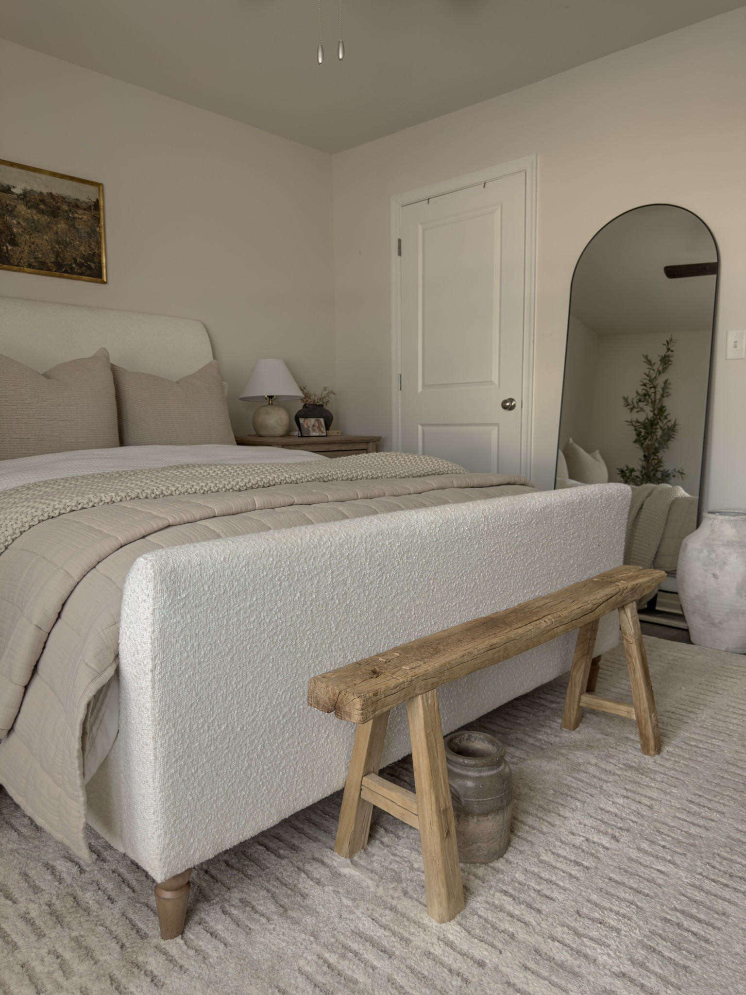 Bedroom Views 🤎
#beddingdecor #cozybedding #cozyhome #neutralhome #makethebed #bedroomstyling
#boujeeonabudget #bedding
Organic bench, oversized mirror, Walmart bed, neutral bedding, layered bedding, chunky blanket , neutral rug, bedroom rug

#LTKSaleAlert #LTKHome