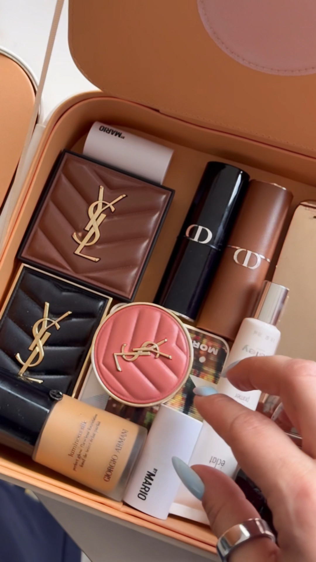 My travel make up (make up bag is from Fascinate,I found it on instagram) 

#LTKtravel #LTKbeauty #LTKluxury