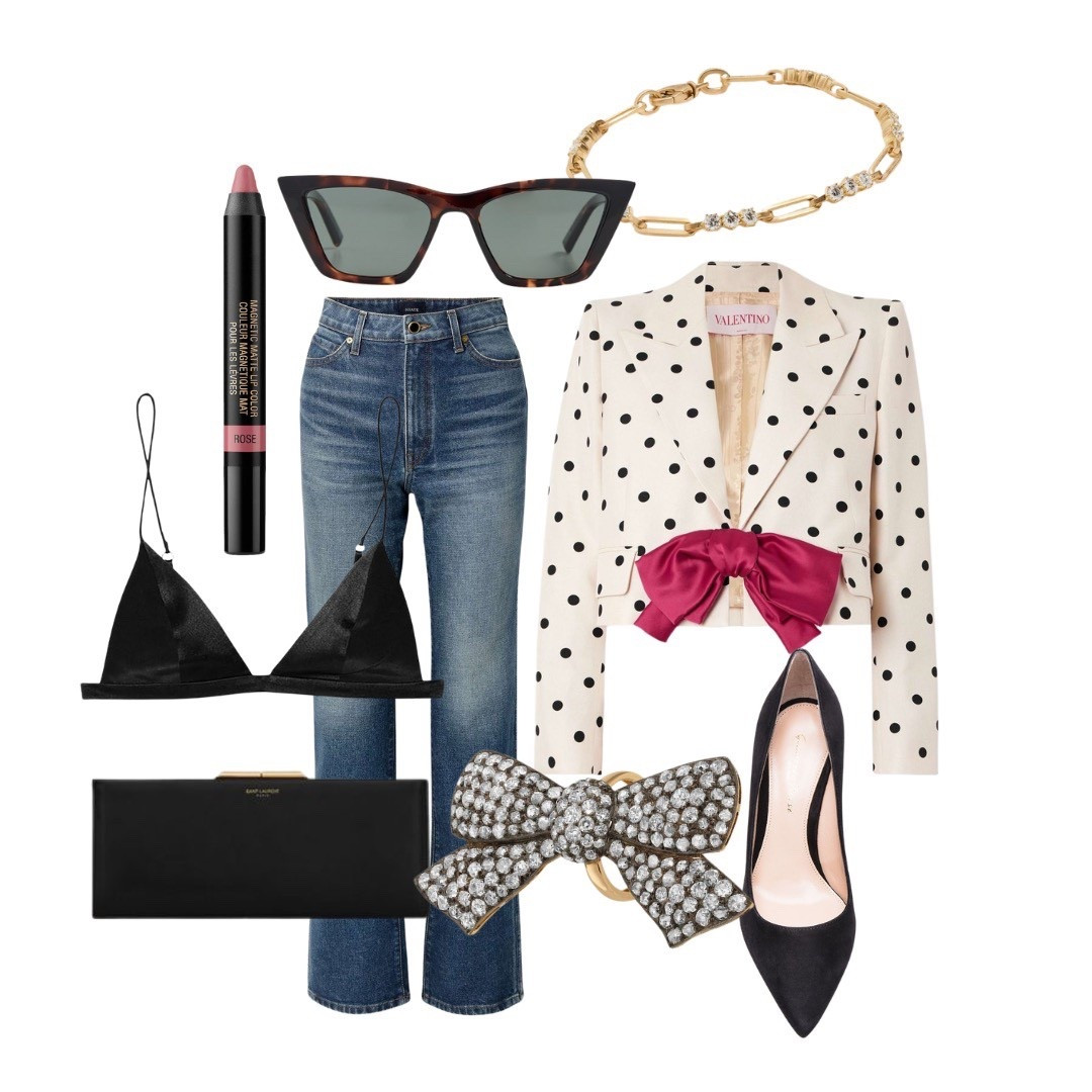 Bow down

#LTKSeasonal #LTKootd #LTKHoliday